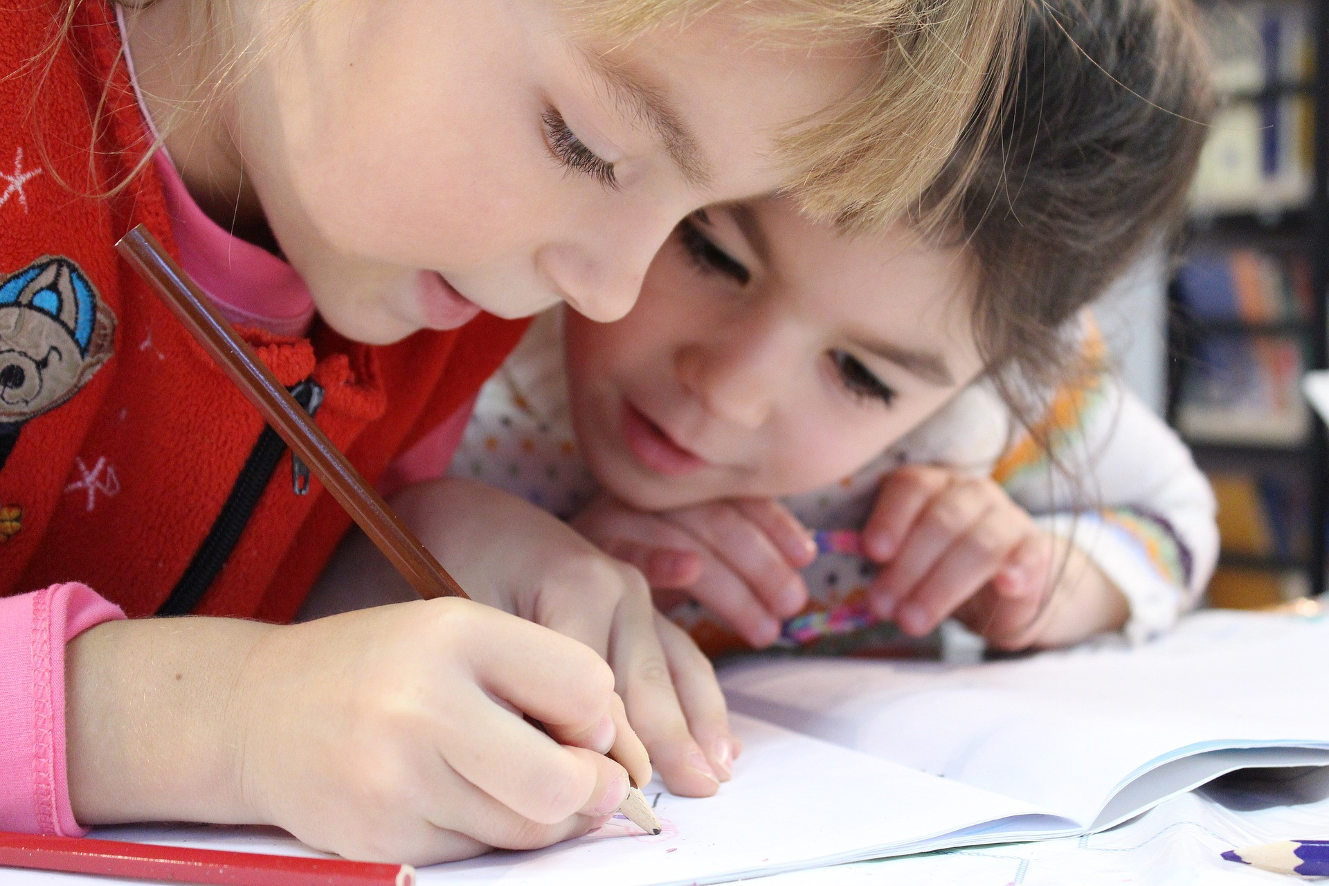 schrijvende kinderen